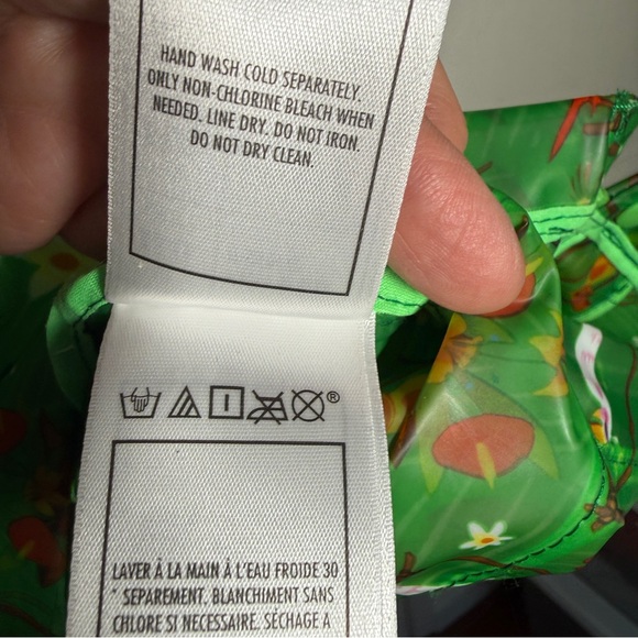 Disney Womens 3XL Green Hooded Rain Jacket Enchanted Tiki Room - Picture 6 of 7